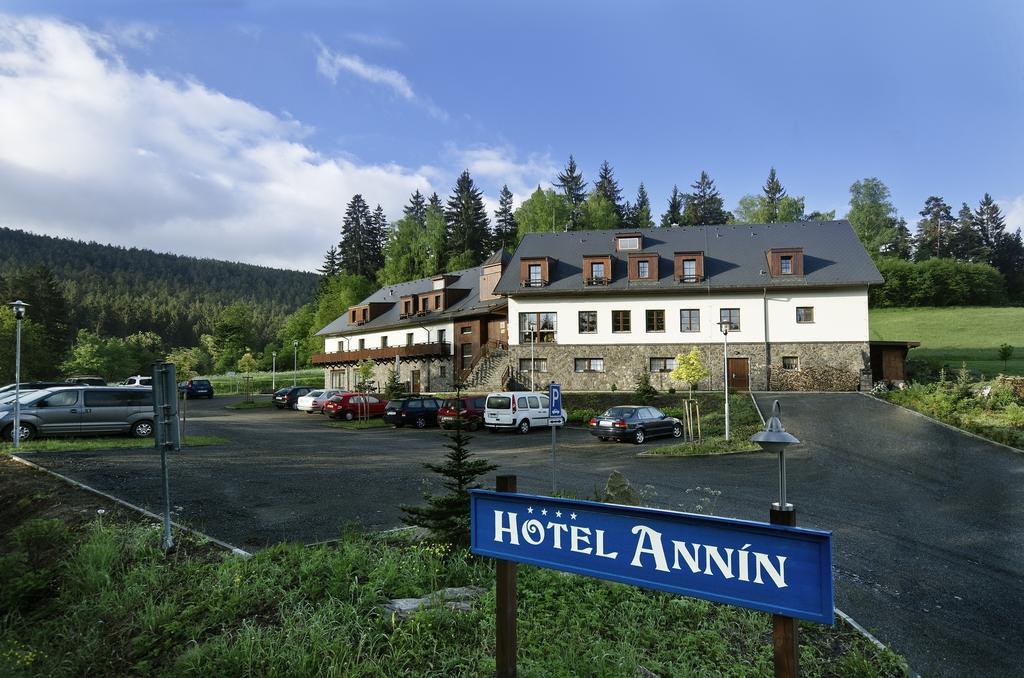 Hotel Annín Εξωτερικό φωτογραφία